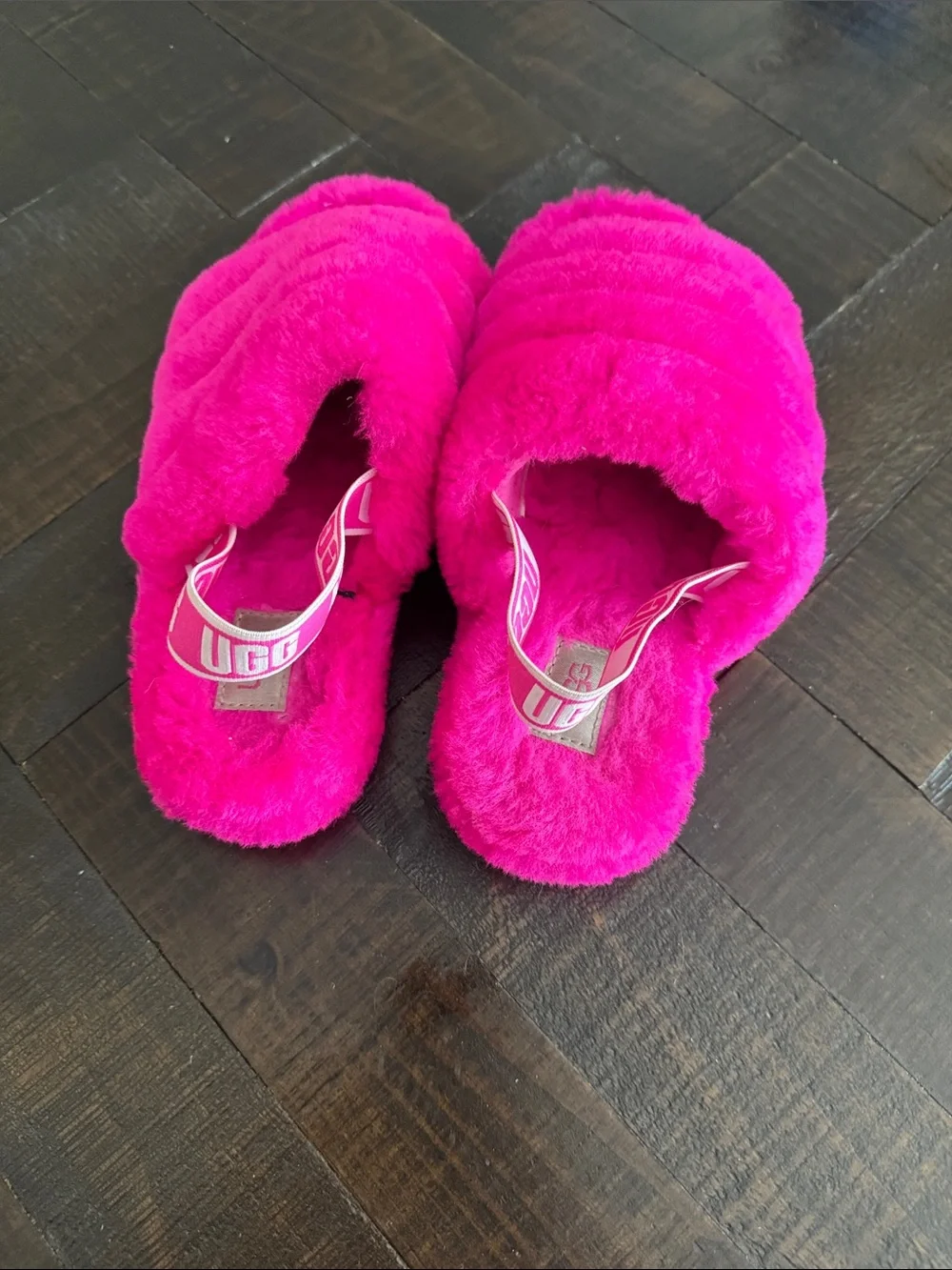 UGG Vibrant Fuchsia Fluffy Slide Slippers